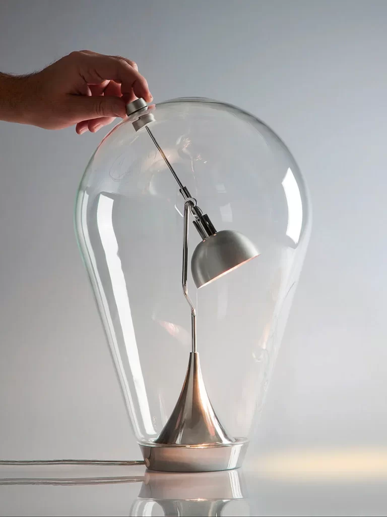 BLOW TABLE