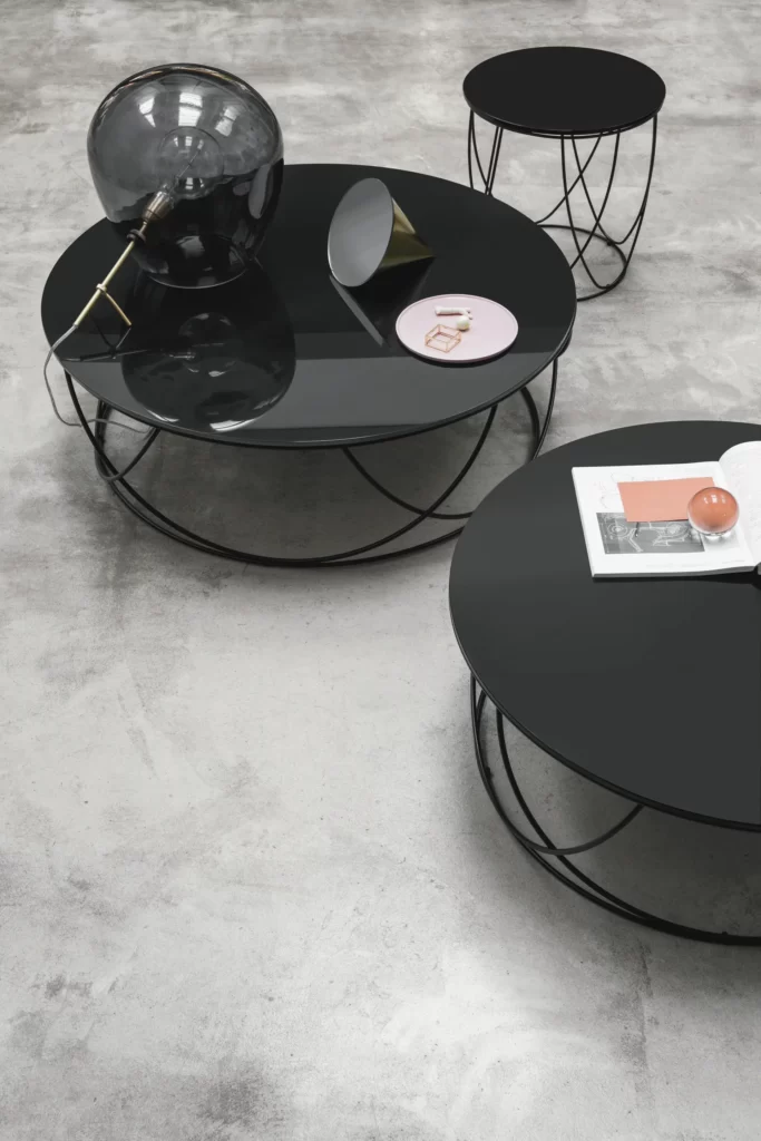 8770 COFFEE TABLE