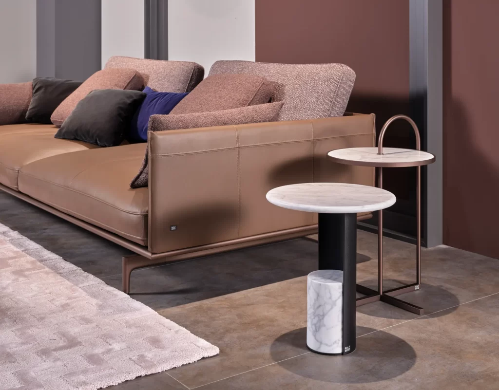 972 SIDE TABLE