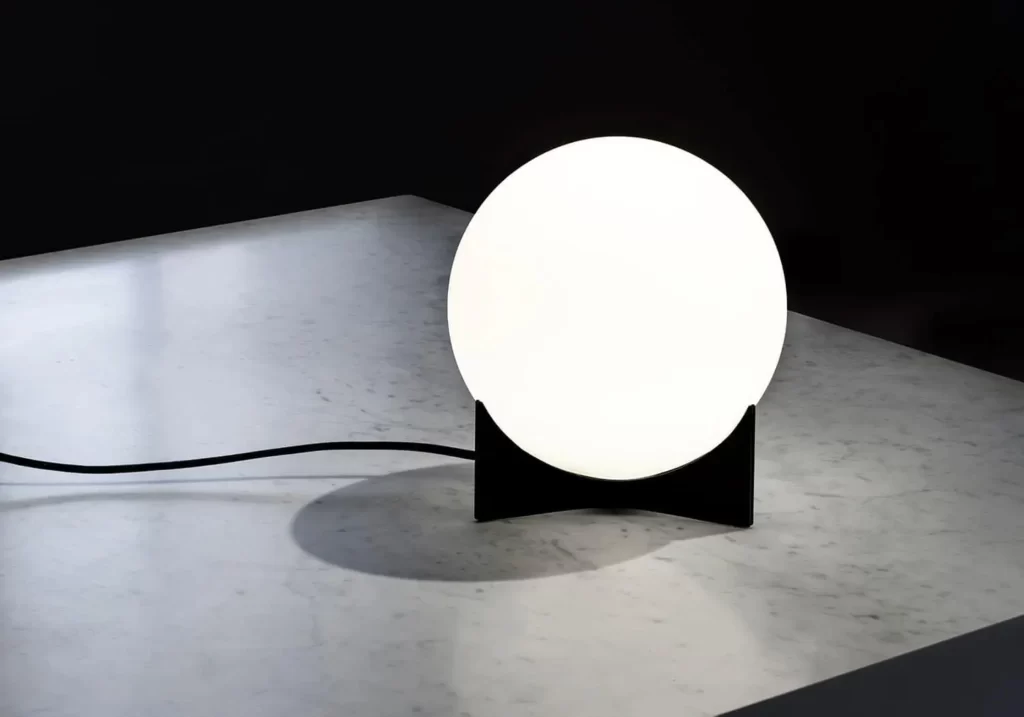 OSCAR TABLE LAMP